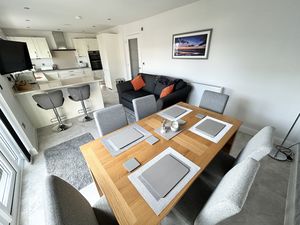 Photo 10- click for photo gallery